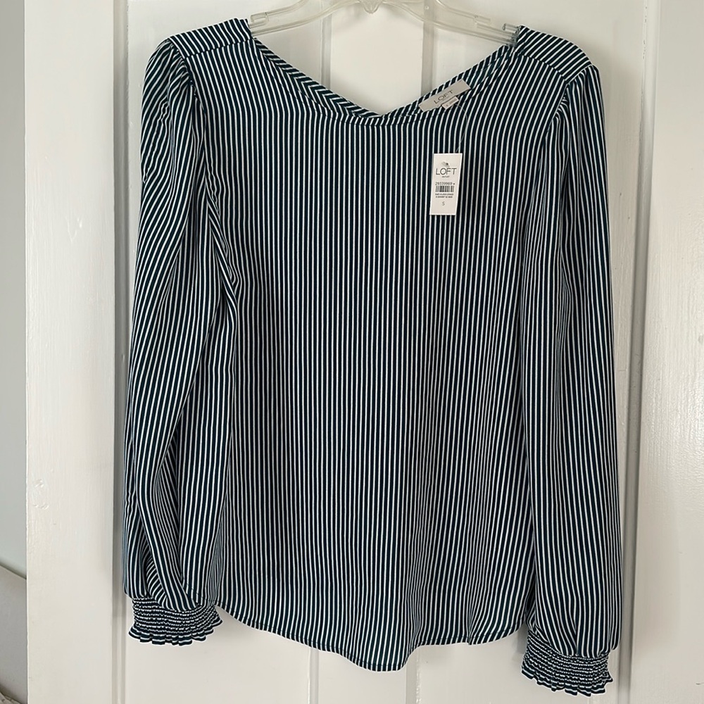 New with tags Loft outlet blouse